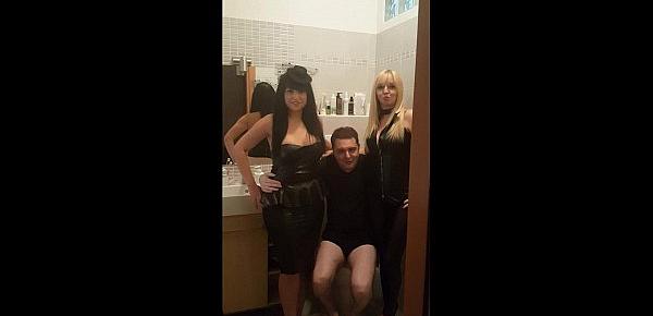  Andrea Diprè tenta di scopare due Mistress (Kelly e Lara Von Lush)